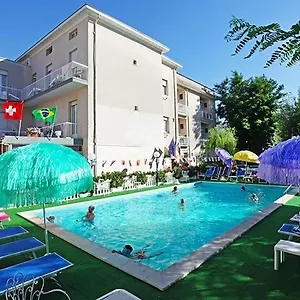 hotel-des-bains-rimini.emilia-romagnahotels.net/